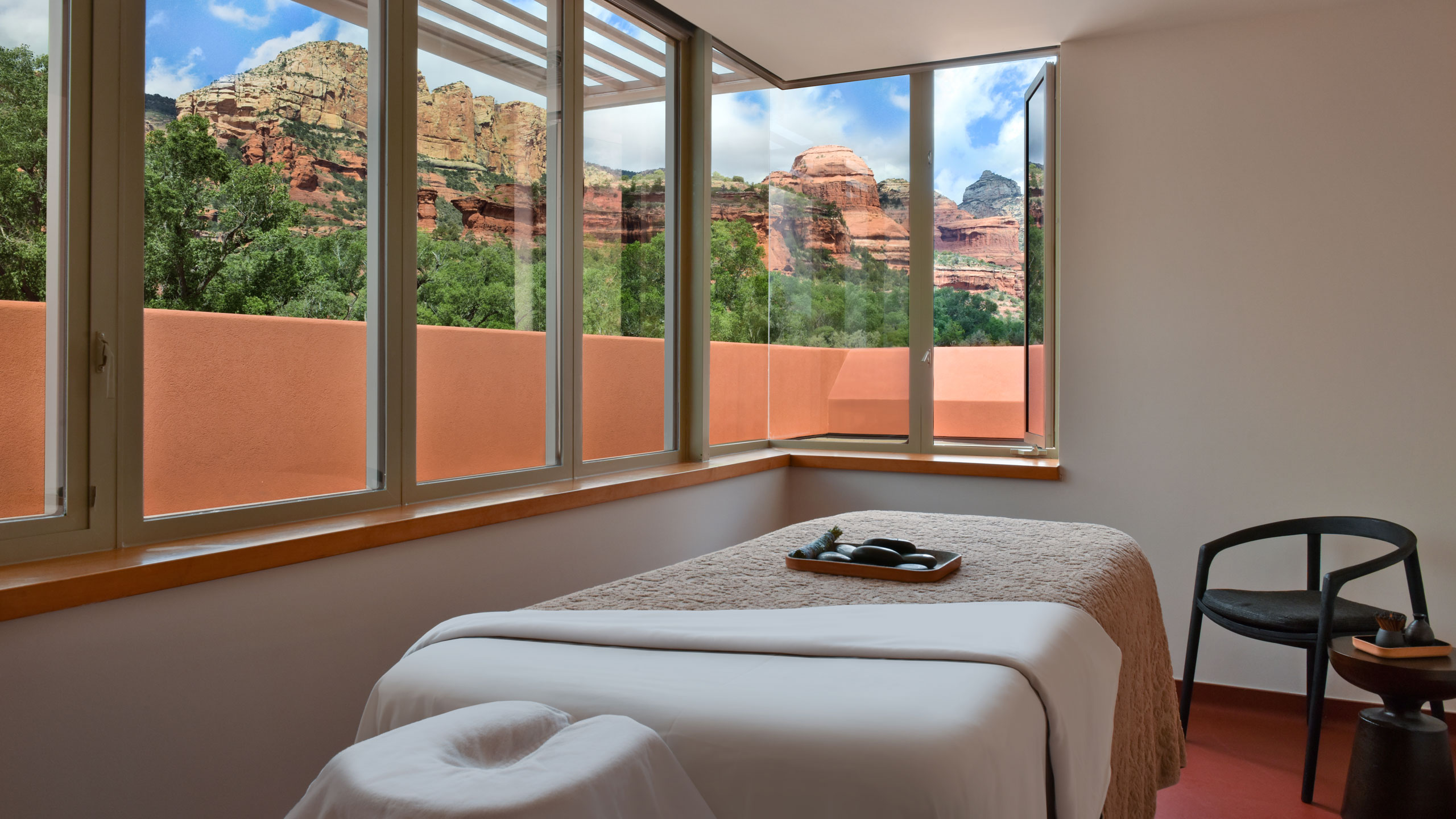 massage table